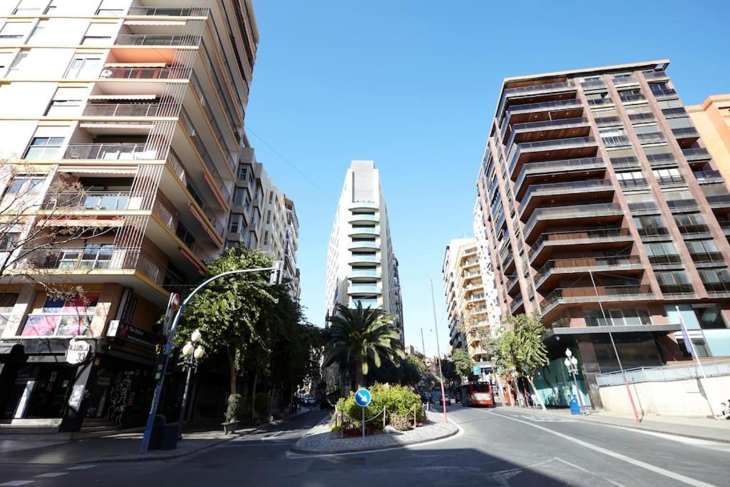 Beferent Plaza San Cristobal Lägenhet Alicante Exteriör bild